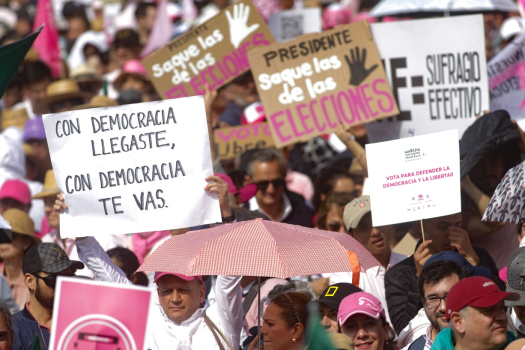 López Obrador desestima la 'Marcha por Nuestra Democracia'