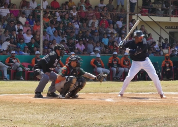 Penúltimo juego de exhibición de los Tigres y Leones en Oxkutzcab