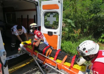 Localizan a un hombre en un área verde de Corales