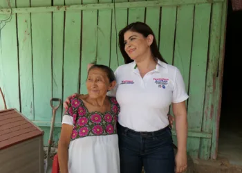 Fernanda Alvear prioriza el abastecimiento de agua potable en su proyecto para Puerto Morelos