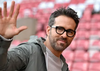 Ryan Reynolds se convierte en accionista del Club Necaxa
