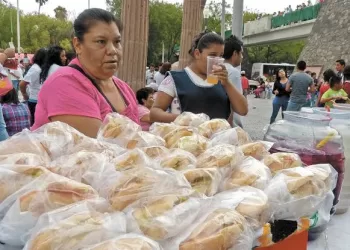 Urge rescatar a emprendedores de la informalidad en Q. Roo