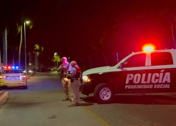 Bloquean el Bulevar Kukulcán en protesta por la falta de respuestas