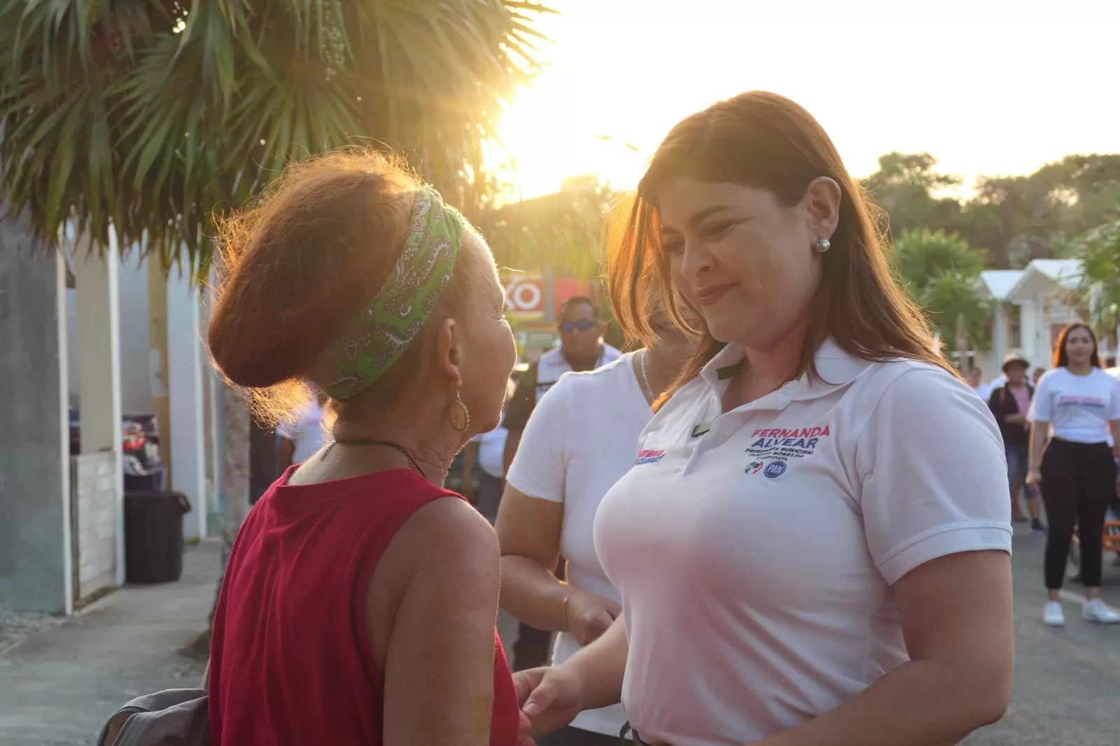 Fernanda Alvear promete un cambio real en Puerto Morelos y critica la gestión actual