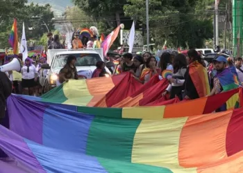 Manifiestan en Oaxaca para exigir freno al odio a comunidad LGBTIQ+