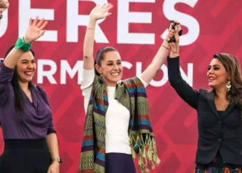 Claudia Sheinbaum se compromete a fortalecer los derechos de las mujeres en México