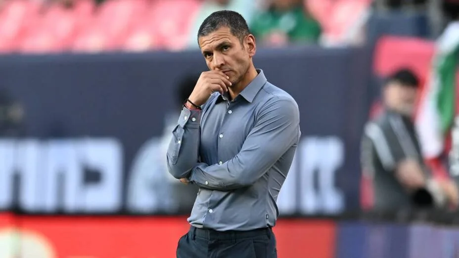 Jaime Lozano confía en la clasificación a cuartos de final aún tras derrota ante Venezuela
