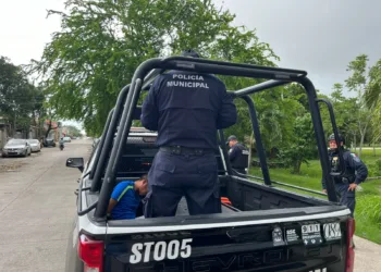 Detienen a un hombre que mostró sus partes a unas jóvenes