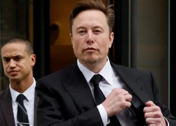 Elon Musk donará $45 millones al mes para apoyar la campaña de Trump