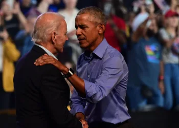 Obama instó a Joe Biden a reconsiderar su candidatura