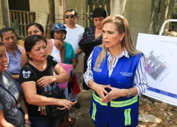 Familias de la colonia Cristo Rey avanzan en regularización y certeza
