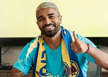 Rodrigo Aguirre firma con las Águilas del América
