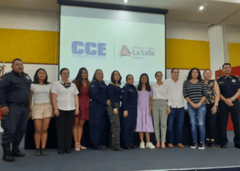 Se entregarán 5 nuevas becas a hijas e hijos de policías de Cancún