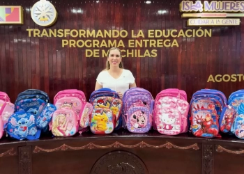Lanzan nuevo programa de 'Entrega de Mochilas' en Isla Mujeres