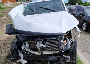 Aparatoso accidente en la Colosio deja 4 lesionados y daños materiales