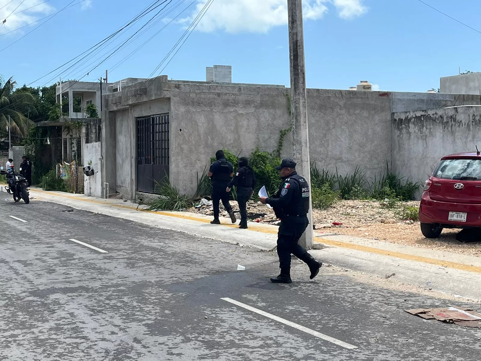 Ejecutan a un hombre y lesionan a otro en colonia de Cancún