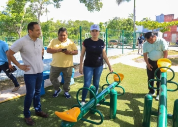 Lili Campos cumple y entrega domo escolar, banquetas y parque a solidarenses