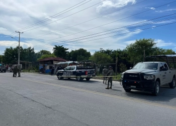 Envuelto en bolsas encuentran un cuerpo en el Arco Vial de Cancún
