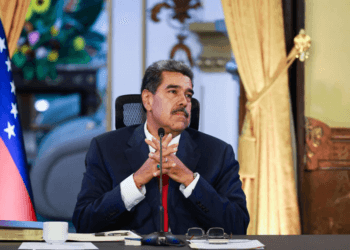 Nicolás Maduro anuncia bloqueo de X en Venezuela