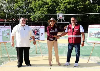 Mara Lezama anuncia  construcción de un nuevo domo en el CBTIS 111 en Cancún