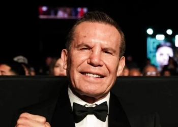 Julio César Chávez afirma que habría derrotado a Mayweather en su mejor momento