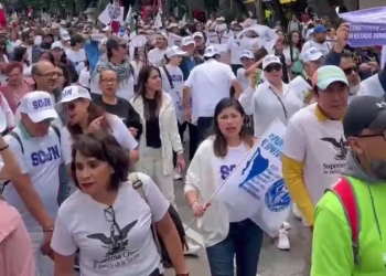 Protesta de trabajadores del poder judicial en Bacalar