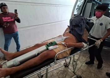 Hombre es atacado a balazos en su domicilio en La Guadalupana, Cancún