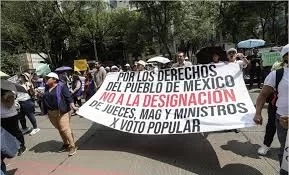 Suspende reforma judicial en México