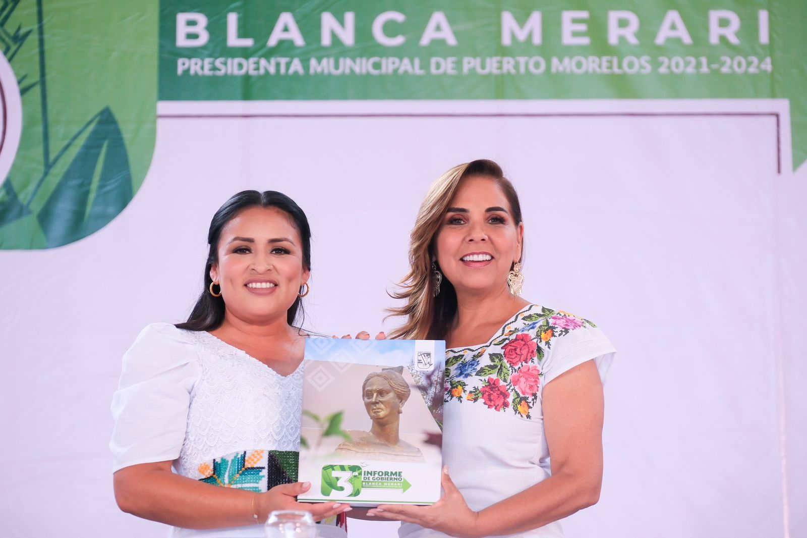 Blanca Merari rinde tercer informe de gobierno de Puerto Morelos
