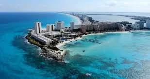 Cancún conquista a los turistas del Reino Unido: Sectur reporta cifras récord