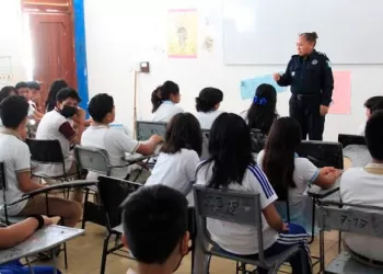 Campañas de prevención del delito en escuelas de Cancún