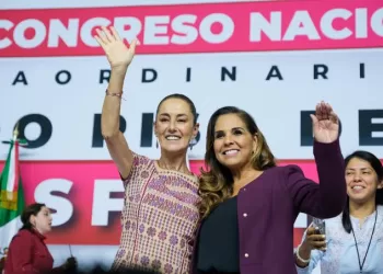 Mara Lezama se une a Claudia Sheinbaum en congreso de Morena