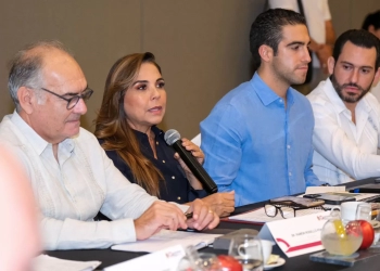 Mara Lezama reconocida por hoteleros en proyecto Cancún-Costa Mujeres
