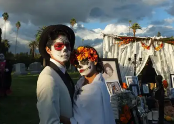 Orígen de Halloween y Día de Muertos: Una Fusión de Tradiciones