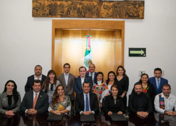 Mara Lezama firma convenio con la Cámara de Diputados para fortalecer la democracia en Quintana Roo