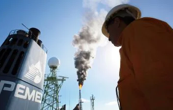 Petróleo alcanza los 65.64 dólares por Barril el 24 de Octubre