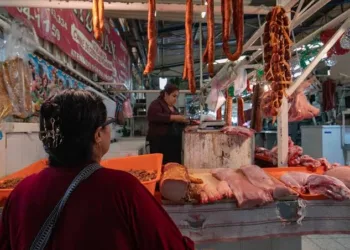 Actividad económica en México crece un 0.4%