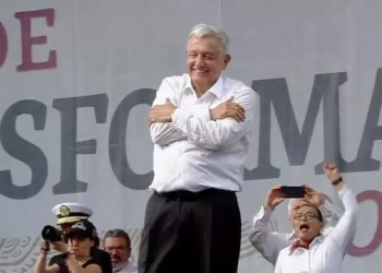 AMLO se despide con emotivo video de su trayectoria política