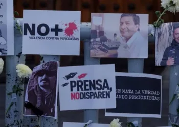 Periodistas protestan tras la muerte de Mauricio Cruz