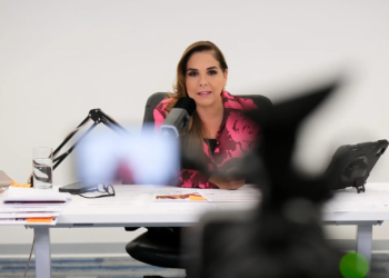 Mara Lezama atiende peticiones ciudadanas en “La Voz del Pueblo”