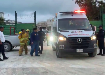 Se derrumba un hotel y mata a una persona