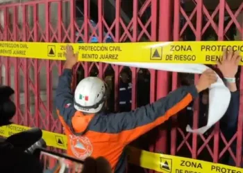 Luis Mendoza clausura plaza de toros y el estadio azul por incumplimiento de normas