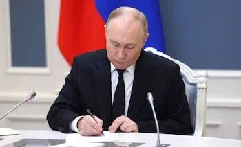 Putin firma doctrina nuclear: Un ataque convencional contra Rusia será considerado una amenaza