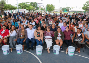 Entrega de apoyos sociales: Gobernadora Mara Lezama beneficia a 550 familias en Benito Juárez