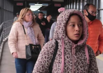 Frente frío No. 15 provoca lluvias y descenso de temperaturas