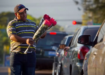 Economía informal en México alcanza niveles récord: 24.8% del PIB