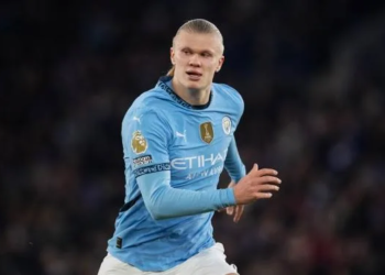 Haaland firma nuevo contrato con Manchester City hasta 2034