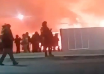 Migrantes incendian campamento durante operativo en Chihuahua