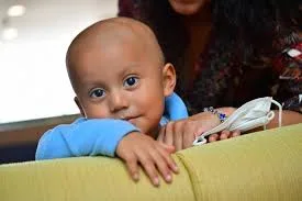 Apoyo bimestral para familias de niños con cáncer