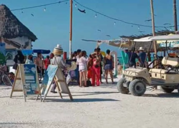 Ofrecen a prestadores de servicios turísticos de Holbox y Tulum, financiamientos en energías renovables